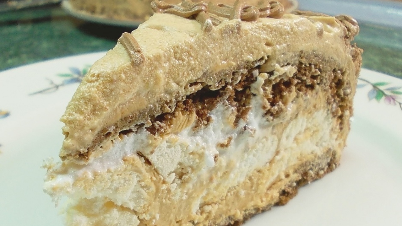 Торт с бисквитными коржами и безе - Готовим дома, рецепты с фото пошагово