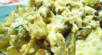 Чесночные стрелки с яйцом