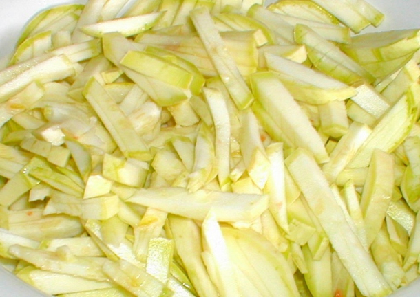 Овощное рагу с кабачками